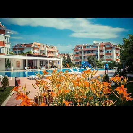 Sunny Sanny Parking Free * Сонячний Берег