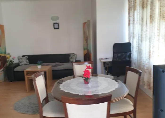 Sunny Sanny Parking Free * Napospart